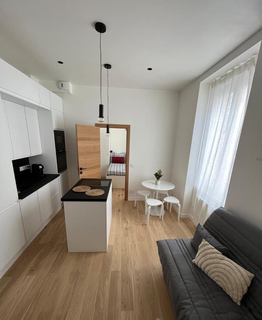 Appartement Cosy A 1 Min De Paris Charenton-le-Pont Esterno foto
